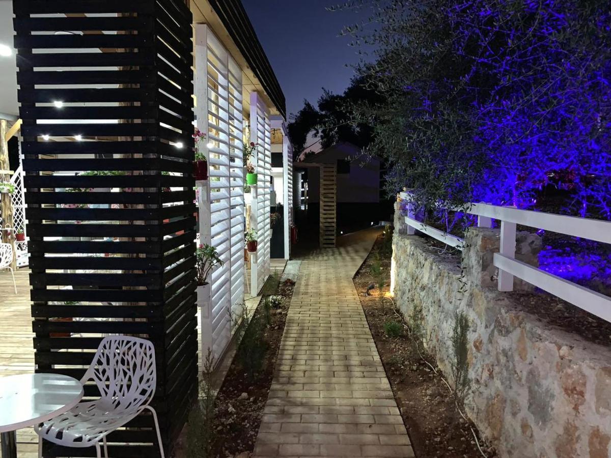 Hôtel Albanian Garden à Gjilek Extérieur photo